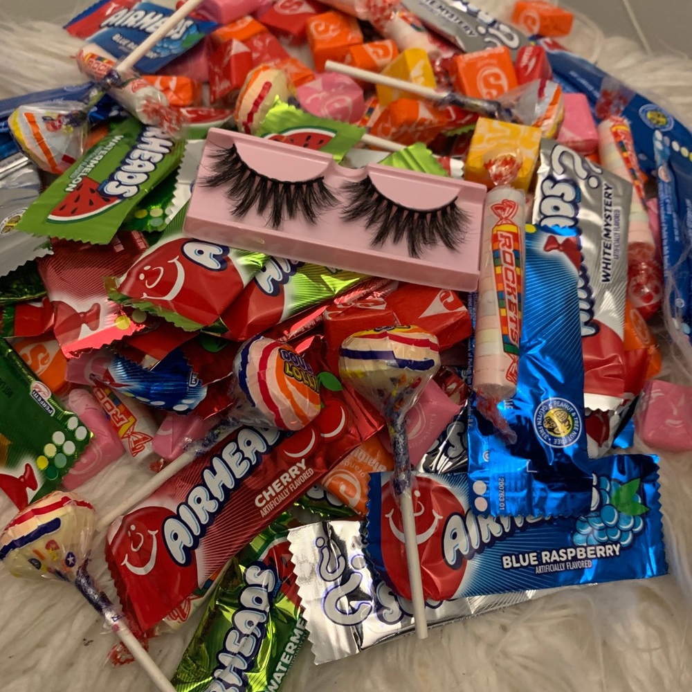 Too’Shiiny Lashes “DateNight set”